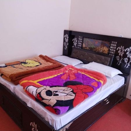 Hotel Charanpaduka Badrinath Exterior photo